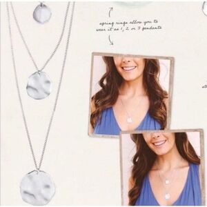 Chloe & Isabel 3 tier necklace